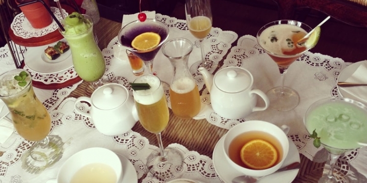 Tea Party at Oza Tea House