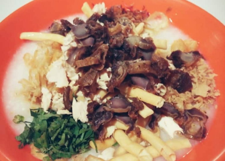 Bubur Ayam Khas Radio Dalam